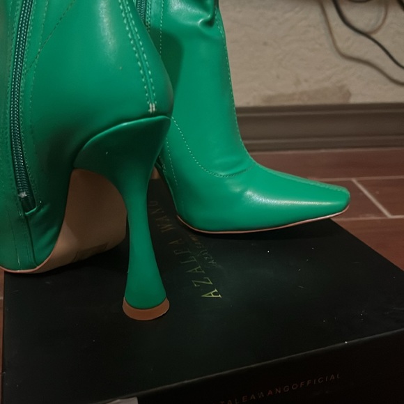 NWB!! ⭐️ Azalea Wang Neon Green Stretch Heeled Boots – Size 7 - Picture 4 of 5